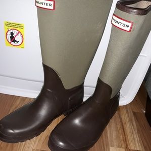 Rainboots